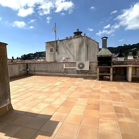 Big Terrace And Bbq דירה